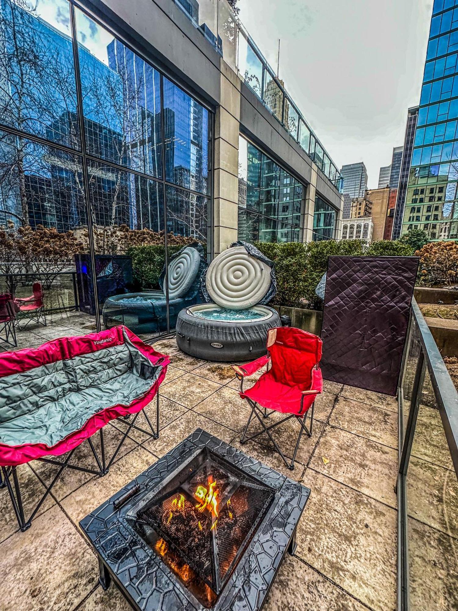 Nvcll Chicago Hotel Exterior photo